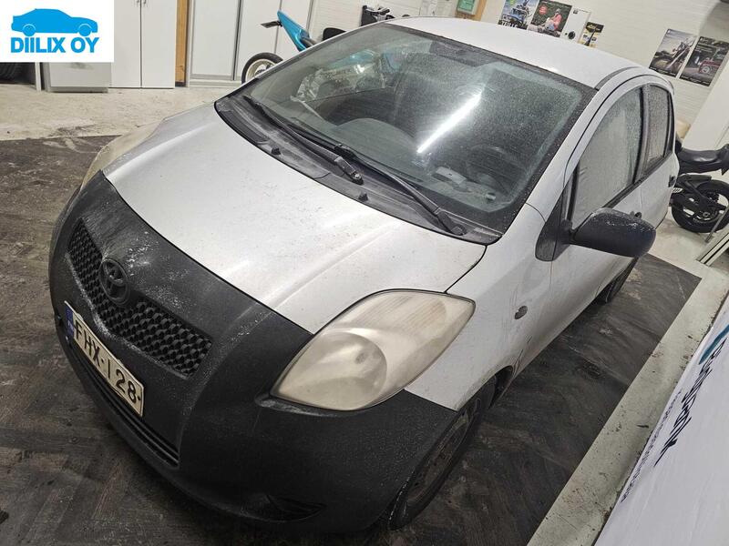 Toyota Yaris vaihtoauto