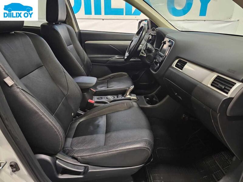 Mitsubishi Outlander vaihtoauto