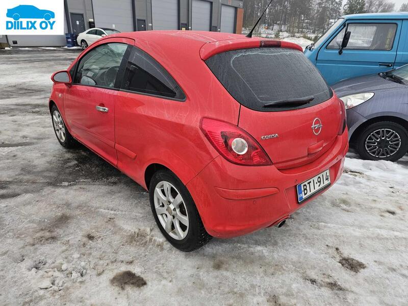 Opel Corsa vaihtoauto