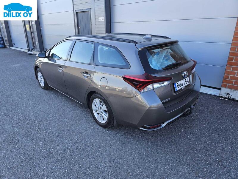 Toyota Auris vaihtoauto