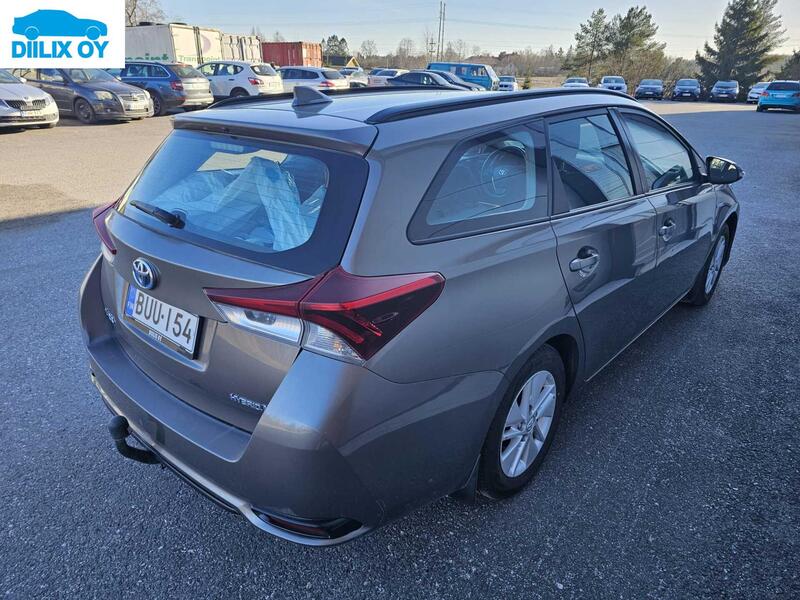 Toyota Auris vaihtoauto