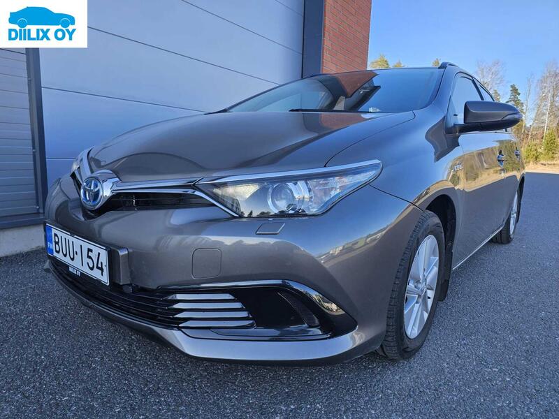 Toyota Auris vaihtoauto