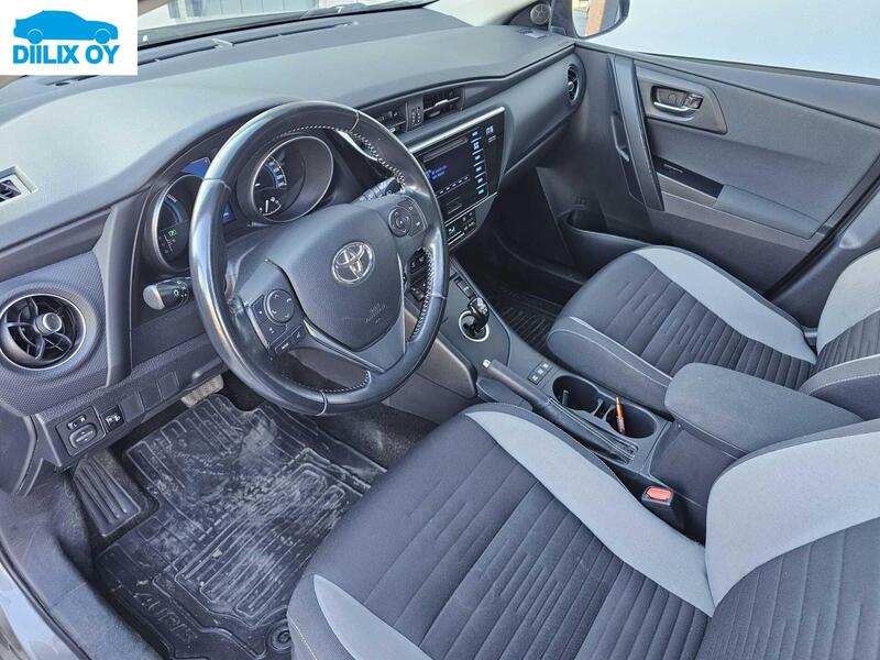 Toyota Auris vaihtoauto