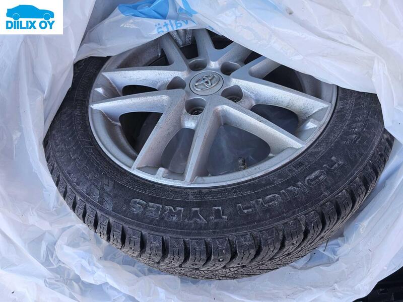 Toyota Auris vaihtoauto