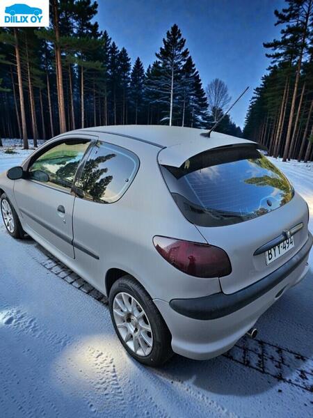 Peugeot 206 vaihtoauto
