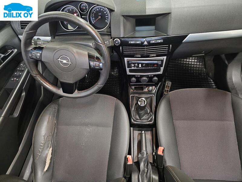 Opel Astra vaihtoauto