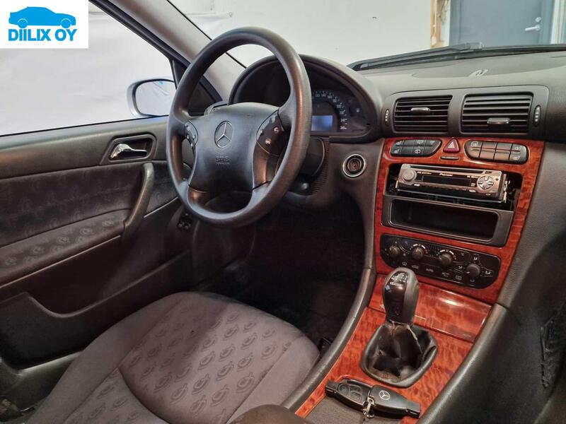 Mercedes-Benz C vaihtoauto