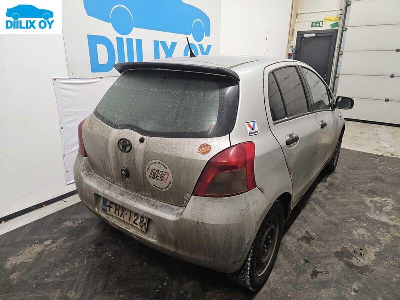 Toyota Yaris vaihtoauto