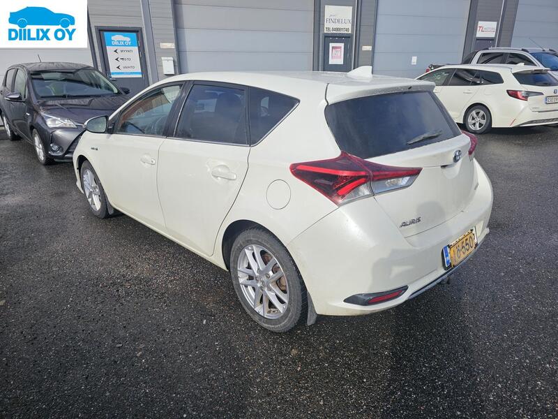 Toyota Auris vaihtoauto