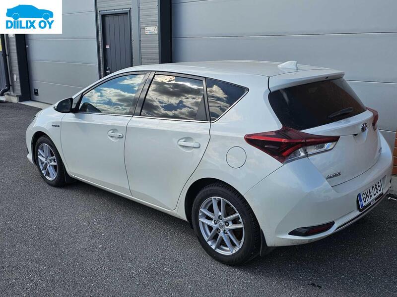 Toyota Auris vaihtoauto