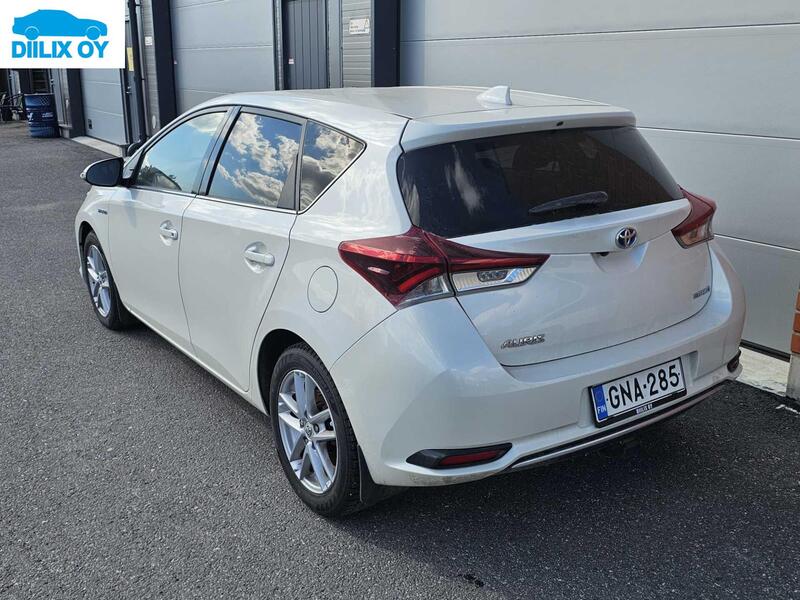 Toyota Auris vaihtoauto