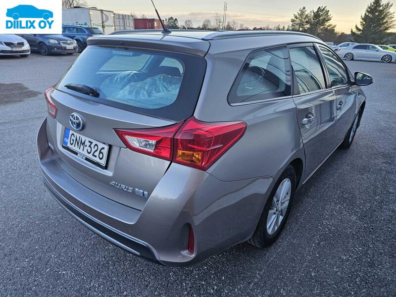 Toyota Auris vaihtoauto