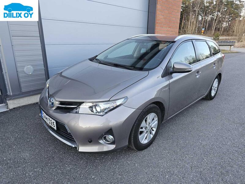 Toyota Auris vaihtoauto