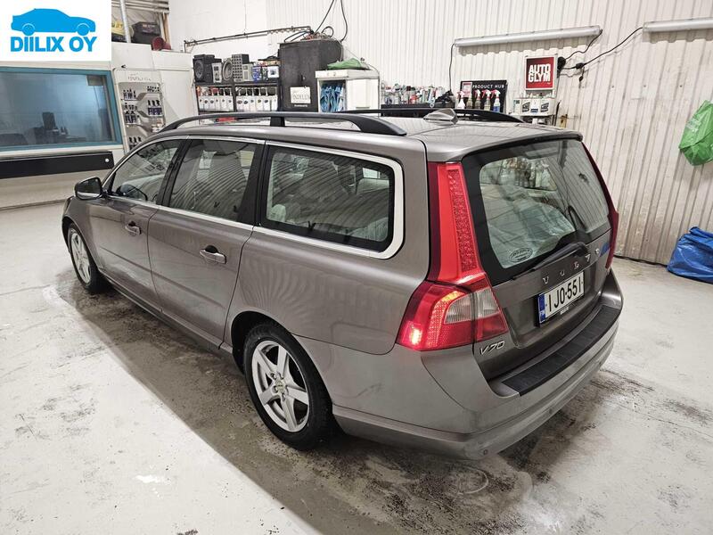 Volvo V70 vaihtoauto