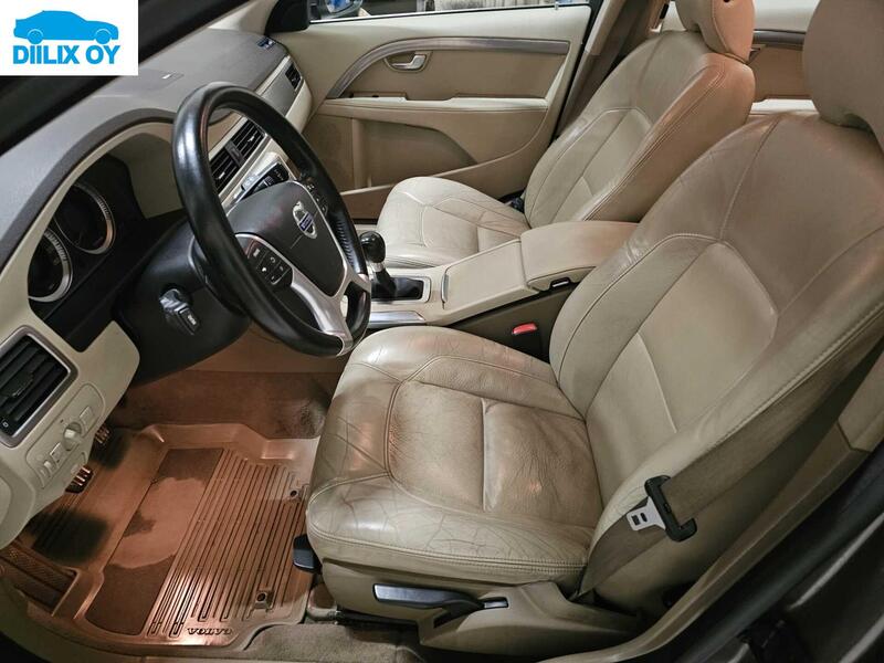 Volvo V70 vaihtoauto