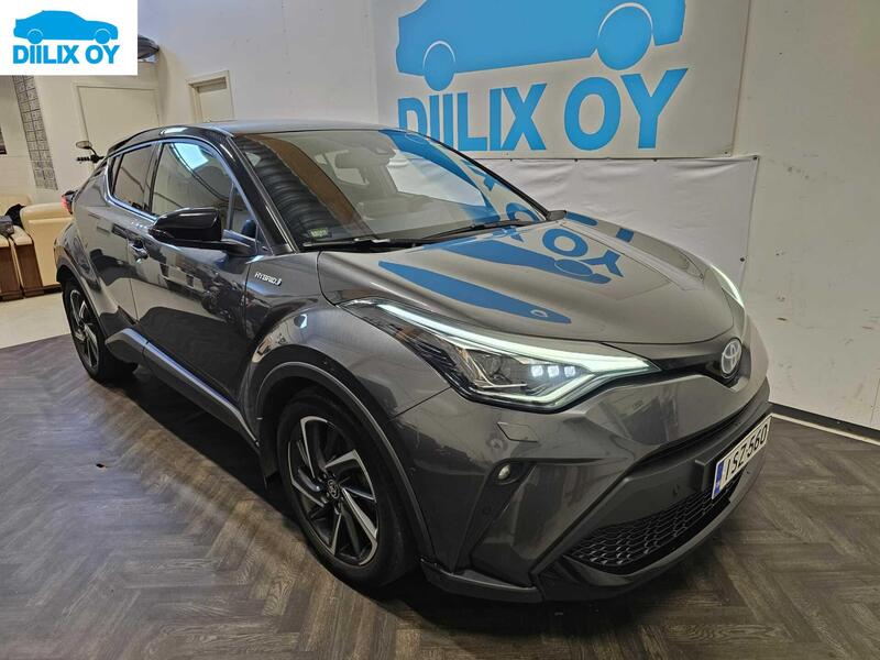 Toyota C-HR vaihtoauto