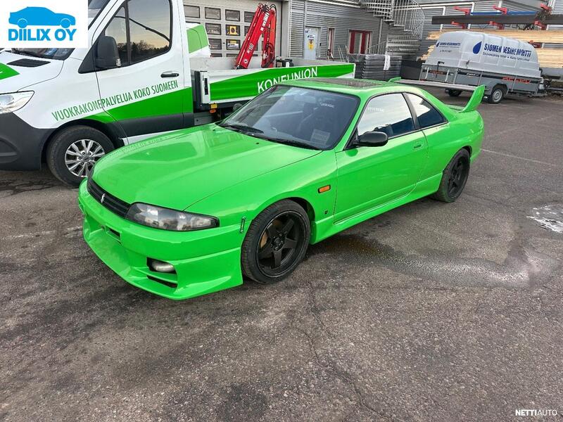 Nissan Skyline vaihtoauto