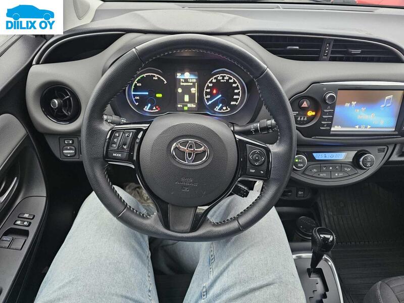 Toyota Yaris vaihtoauto