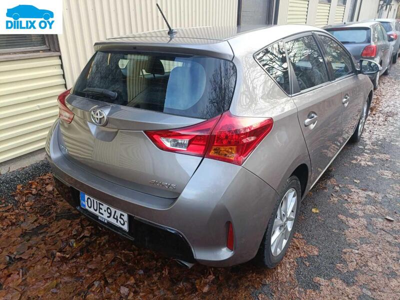 Toyota Auris vaihtoauto