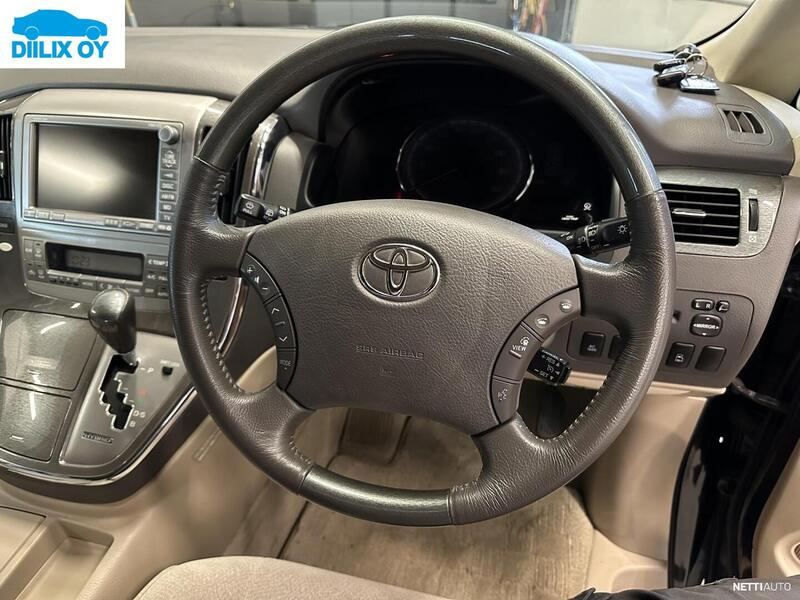 Toyota Alphard vaihtoauto