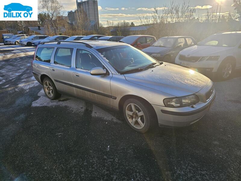 Volvo V70 vaihtoauto