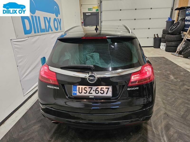 Opel Insignia vaihtoauto