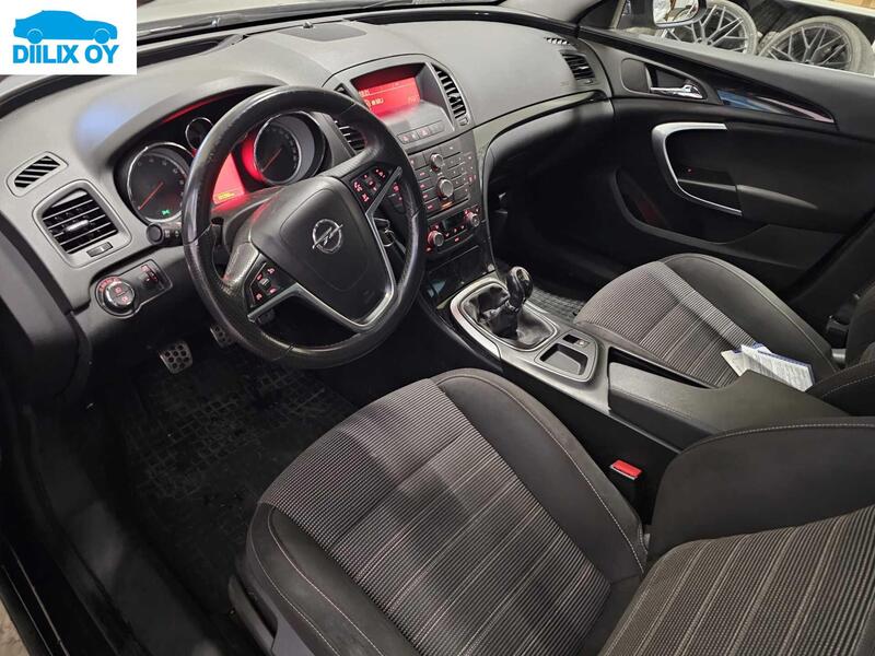 Opel Insignia vaihtoauto