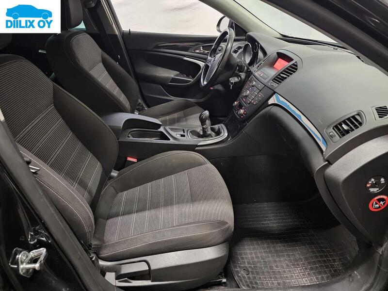 Opel Insignia vaihtoauto