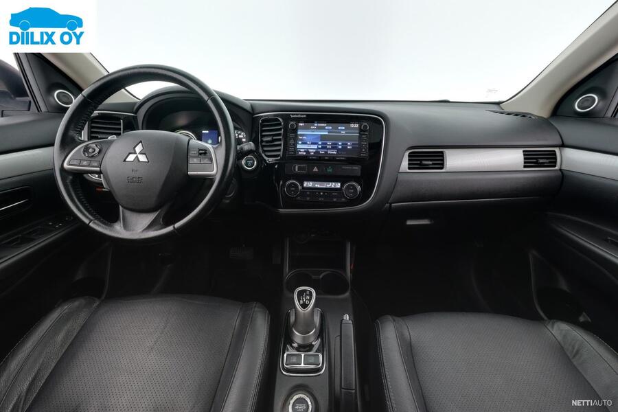Mitsubishi Outlander PHEV vaihtoauto
