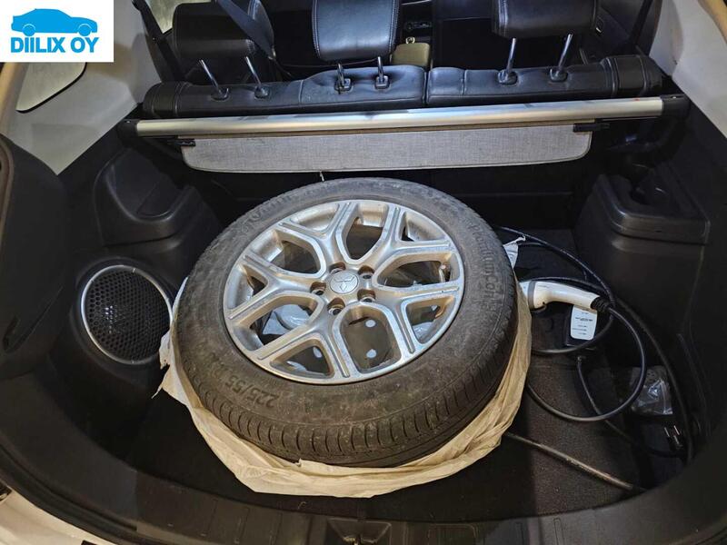 Mitsubishi Outlander PHEV vaihtoauto