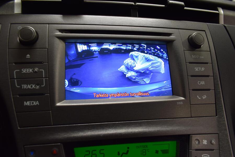 Toyota Prius Plug-in vaihtoauto