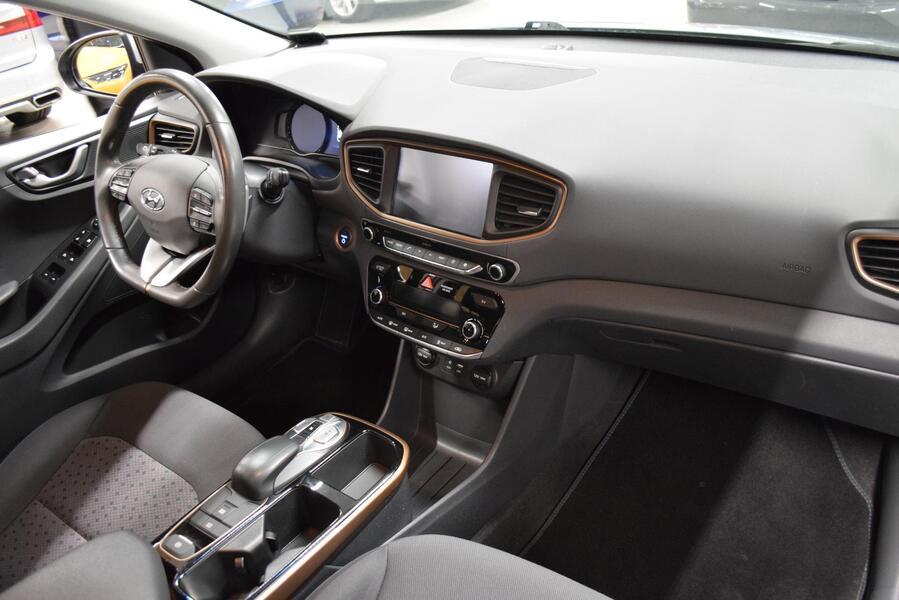 Hyundai IONIQ electric vaihtoauto