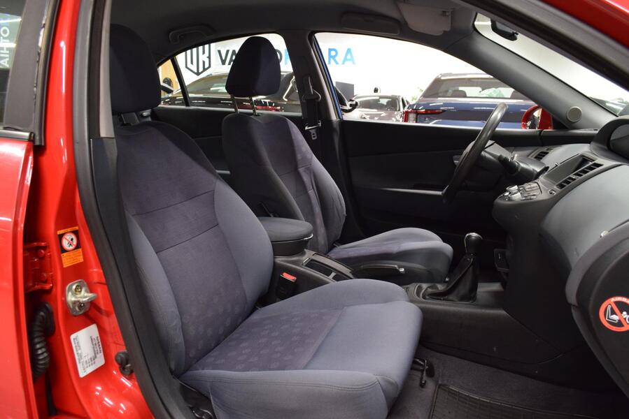 Nissan Primera vaihtoauto