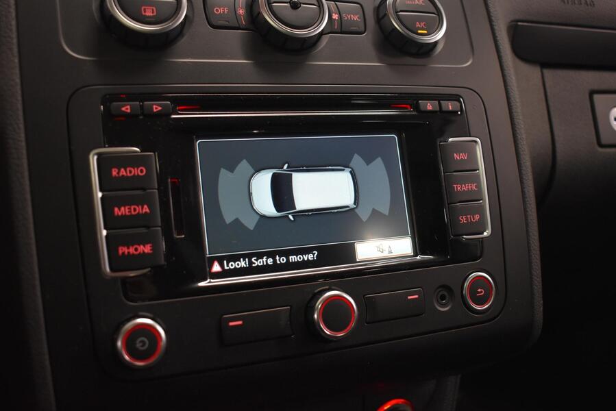 Volkswagen Touran vaihtoauto