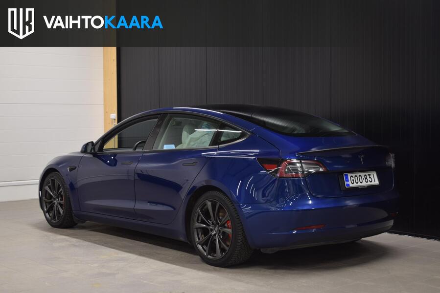 Tesla Model 3 vaihtoauto