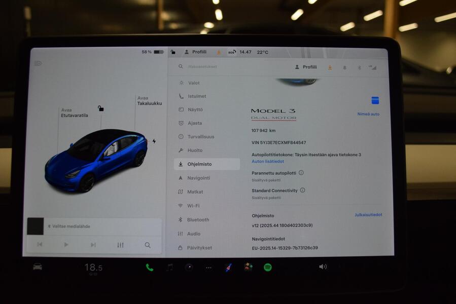Tesla Model 3 vaihtoauto