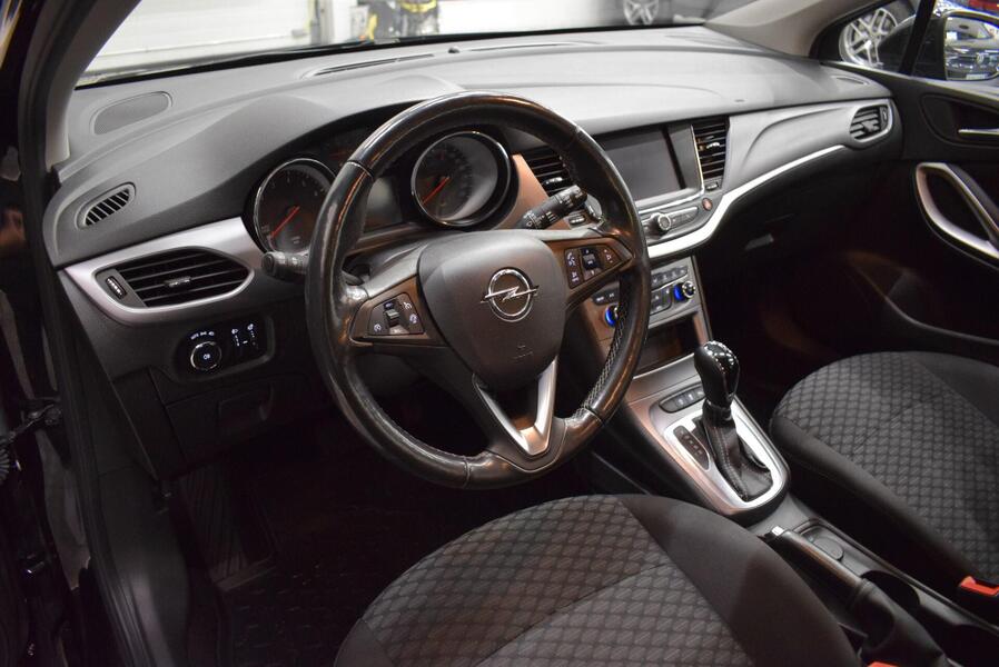 Opel Astra vaihtoauto