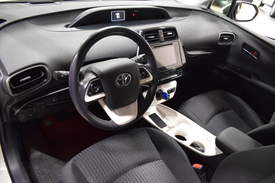 Toyota Prius vaihtoauto