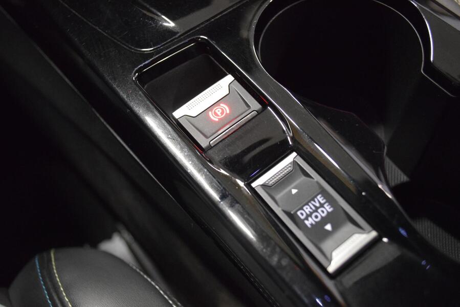 Peugeot e-2008 vaihtoauto