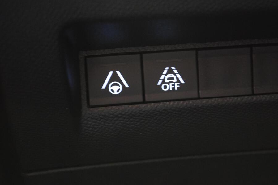 Peugeot e-2008 vaihtoauto