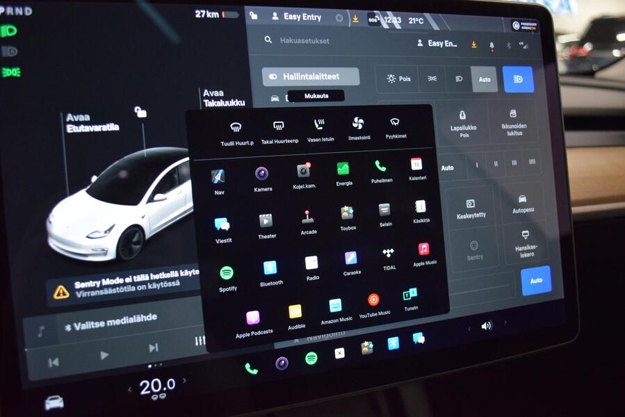 Tesla Model 3 vaihtoauto