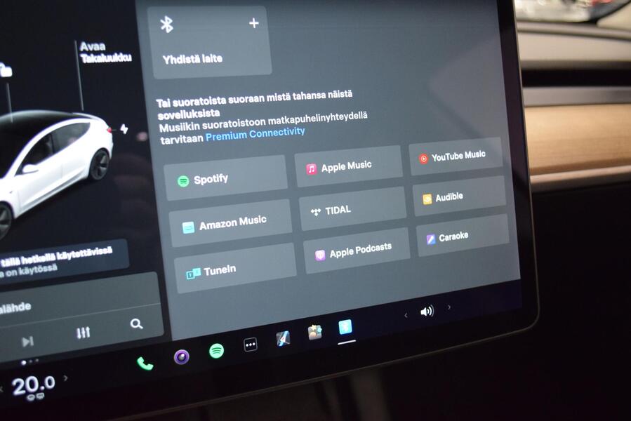 Tesla Model 3 vaihtoauto
