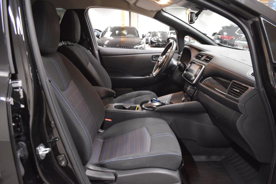 Nissan Leaf vaihtoauto