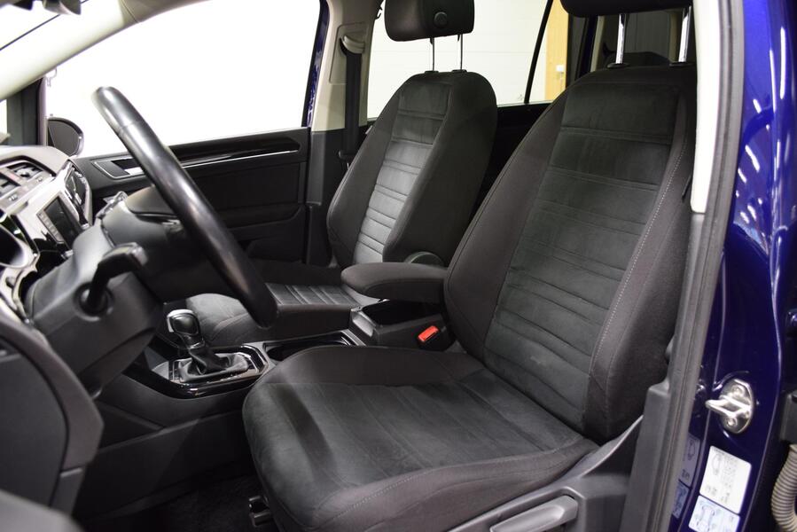 Volkswagen Touran vaihtoauto