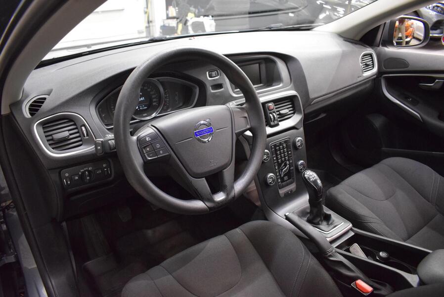 Volvo V40 vaihtoauto