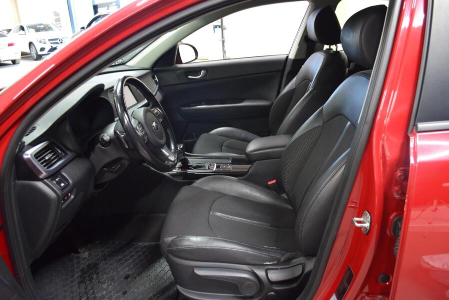 Kia Optima vaihtoauto