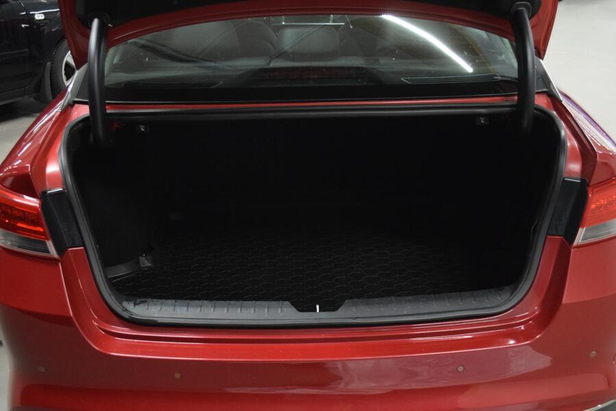 Kia Optima vaihtoauto