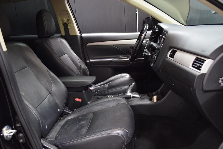 Mitsubishi Outlander vaihtoauto