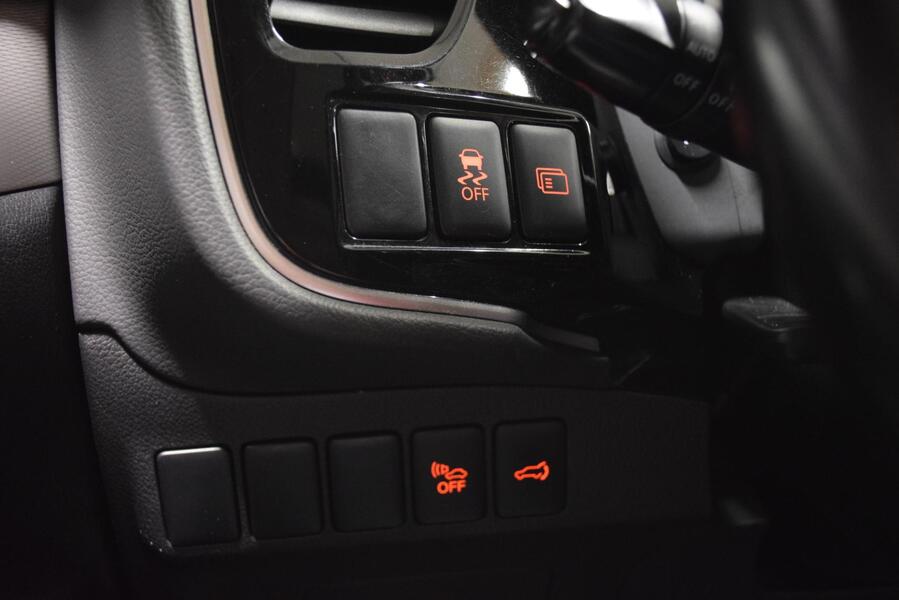 Mitsubishi Outlander vaihtoauto