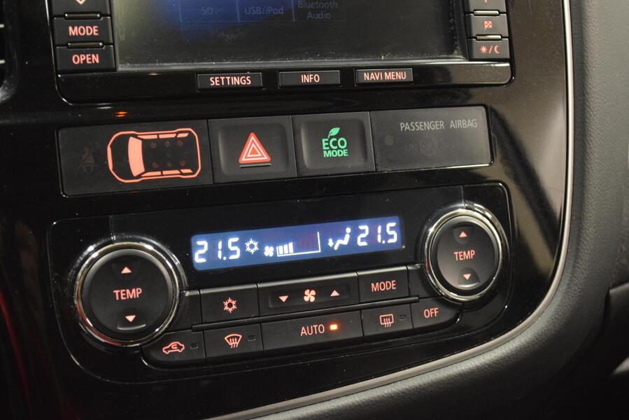 Mitsubishi Outlander PHEV vaihtoauto